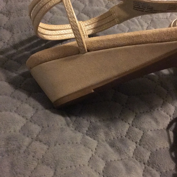 Wedge sandals - Picture 2 of 2